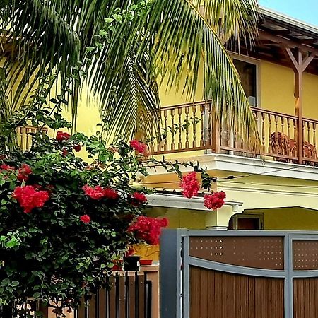 Casa Accacias Apartment Порт Луи Екстериор снимка